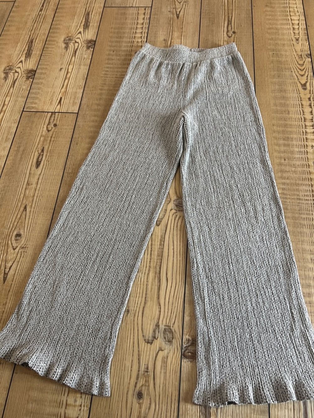 Zara Cropped Wide-Leg Knit Pants in gray